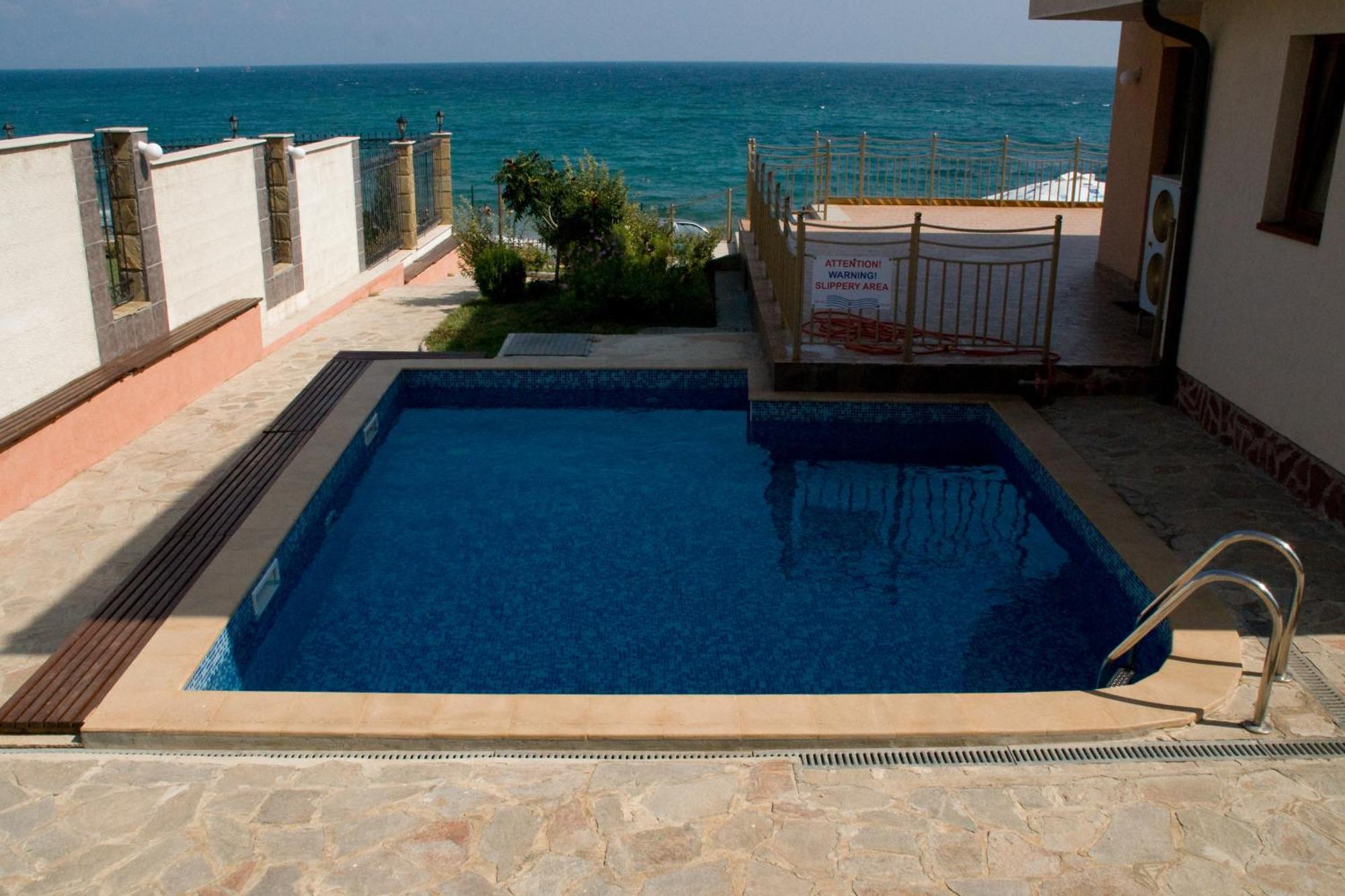 Barex Family Hotel Sosopol Exterior foto