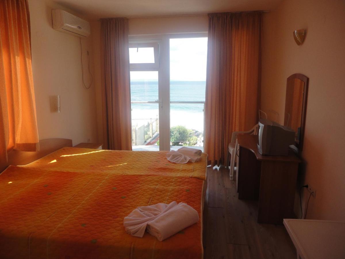 Barex Family Hotel Sosopol Exterior foto