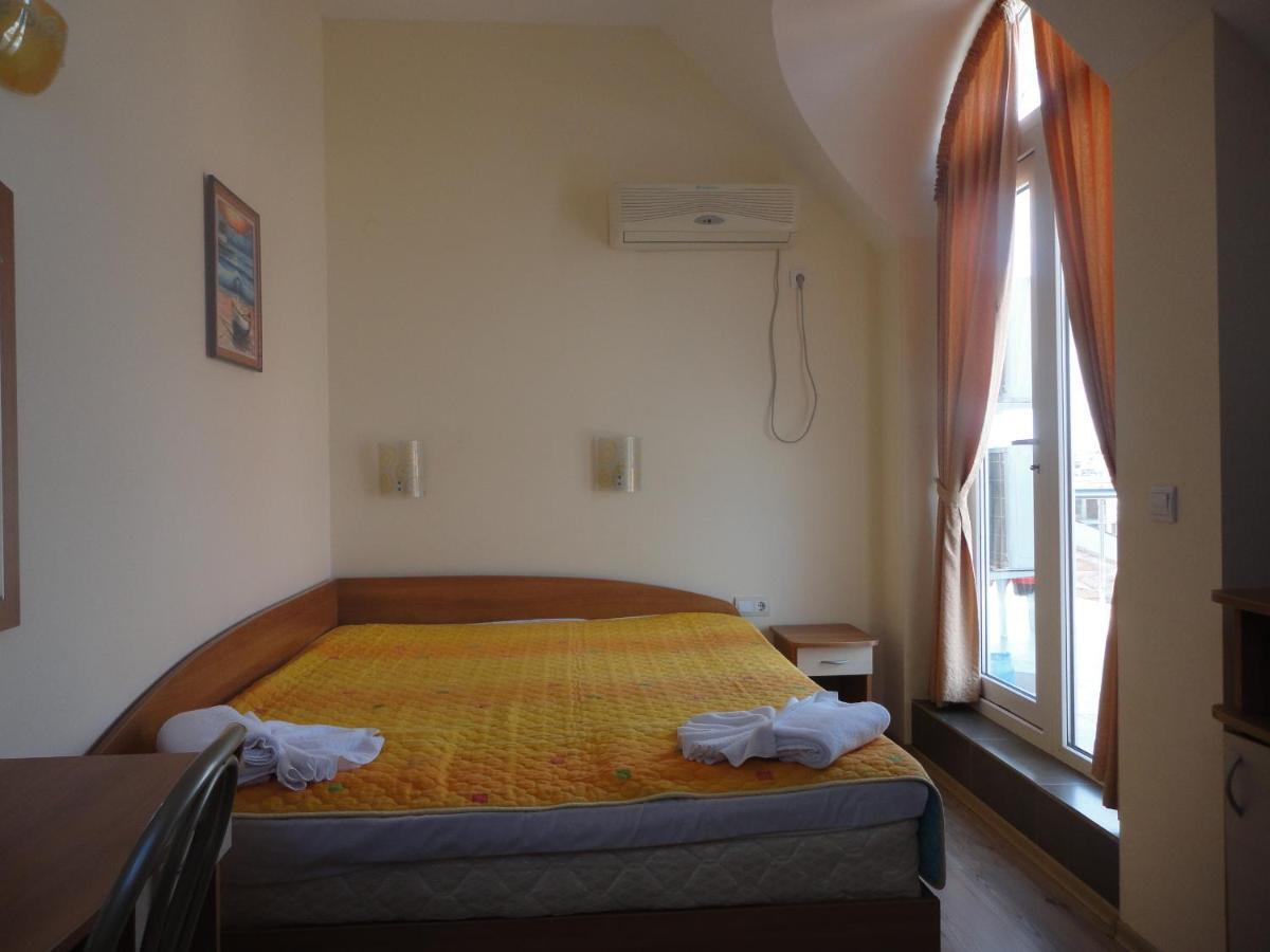 Barex Family Hotel Sosopol Exterior foto